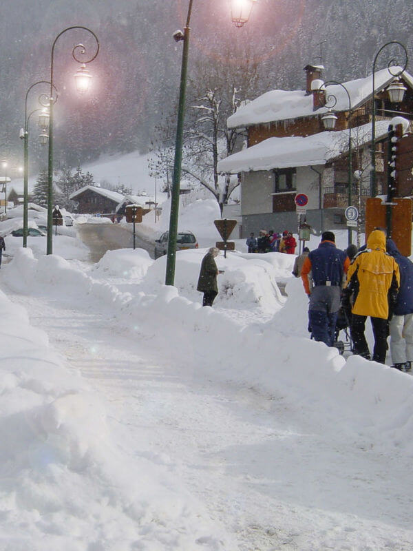La Clusaz la clusaz vue de la Clusaz en hiver