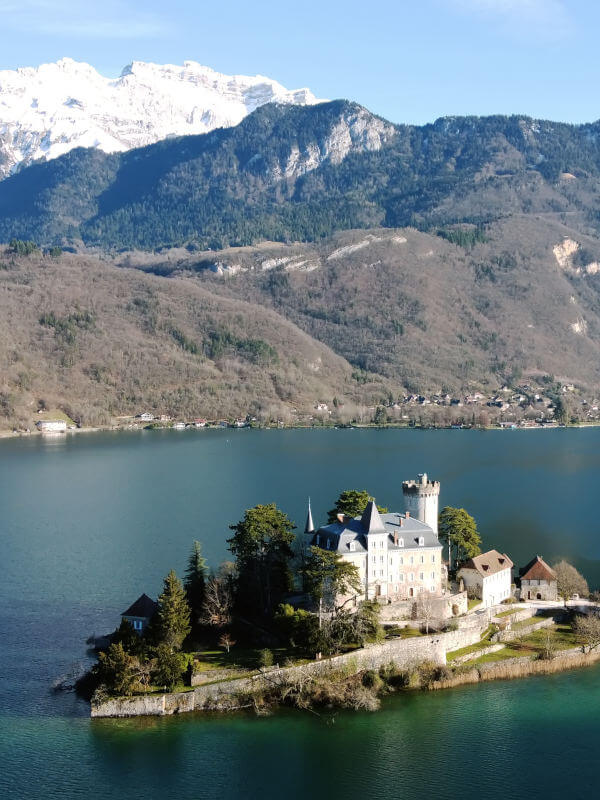 Château de Ruphy à Duingt chateau ruphy duingt hiver chateau de ruphy en hiver