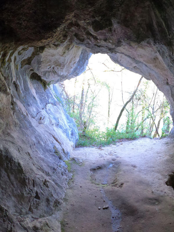 Belvédères du Roc de Chère grotte oiseaux talloires grotte aux oiseaux