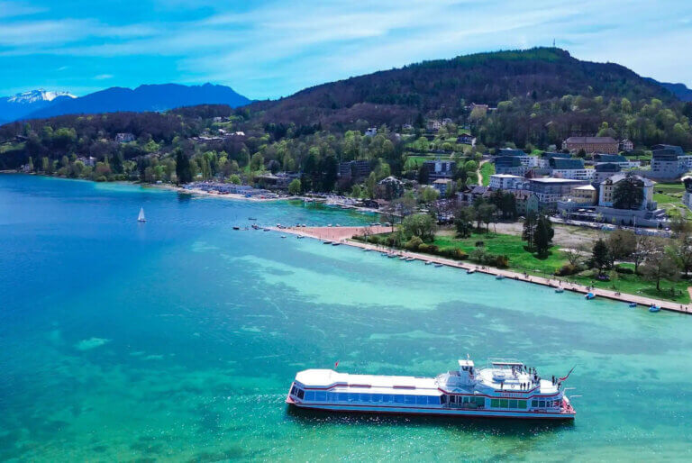 Déjeuner-croisière sur le lac d'Annecy